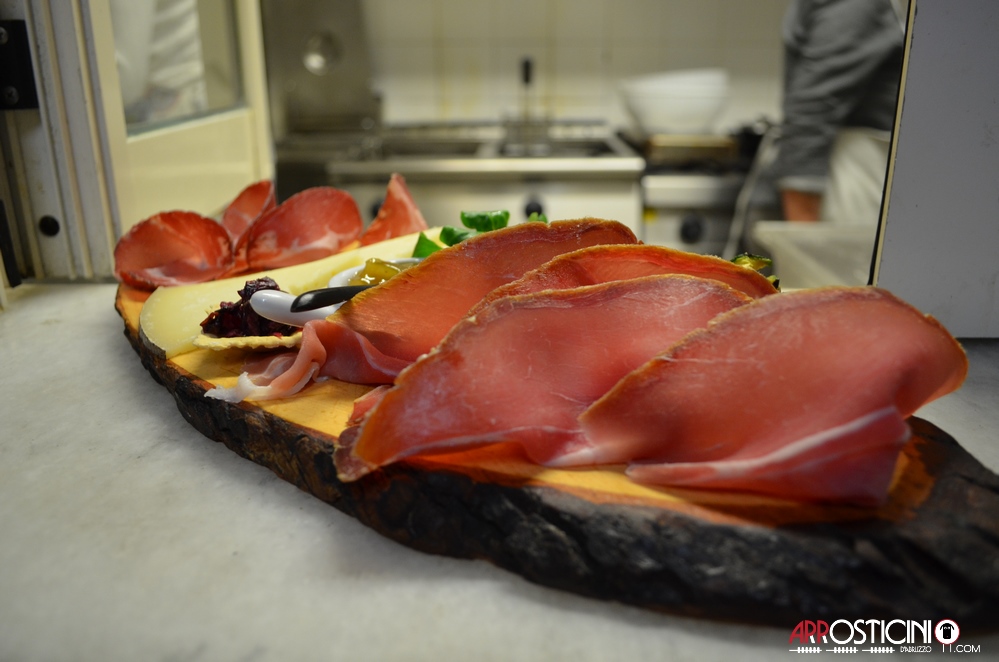 antipasto con prosciutto e formaggio km431 ristorante Silvi Abruzzo